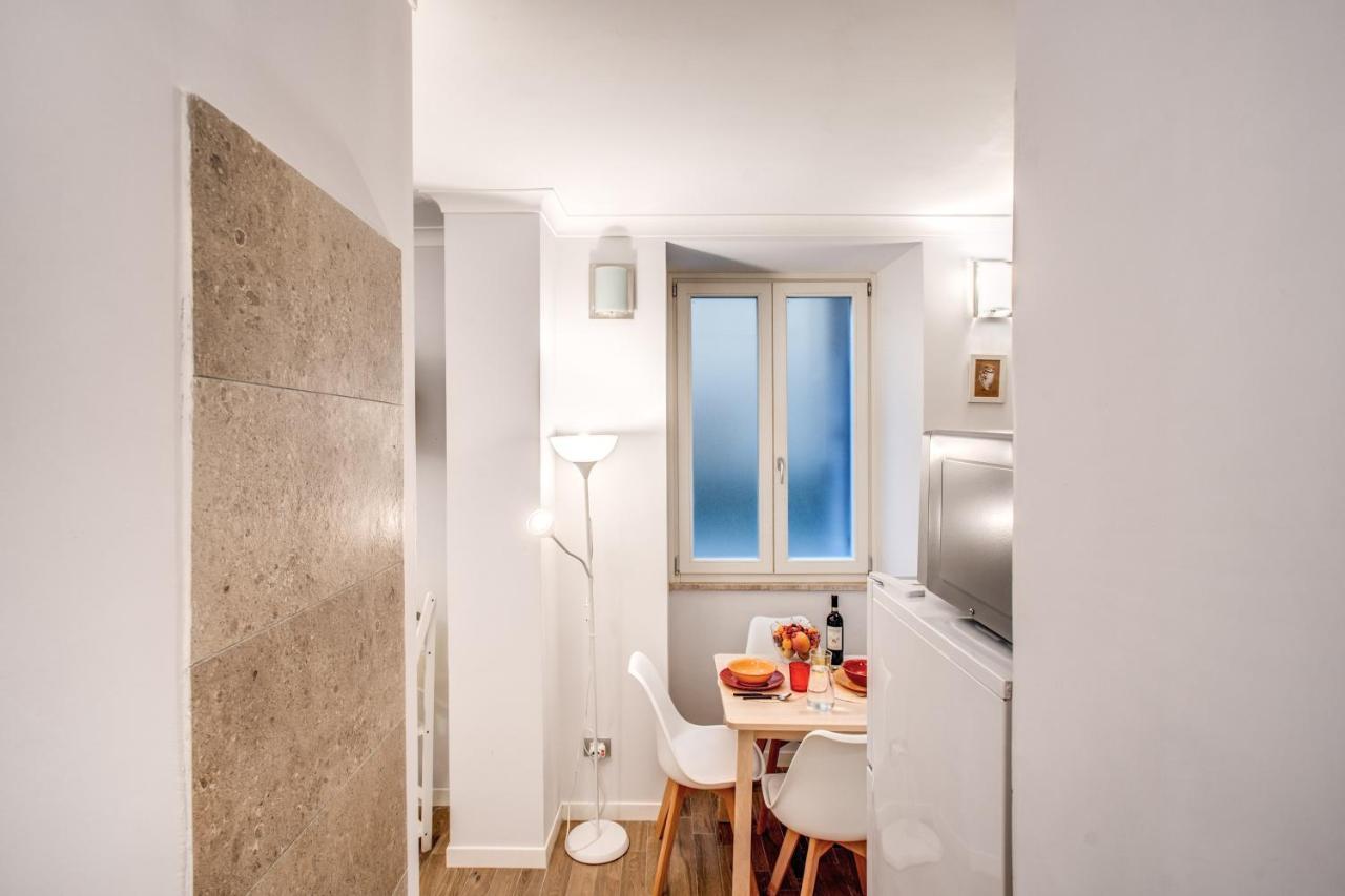 רומא Novembre 152 Apartment מראה חיצוני תמונה